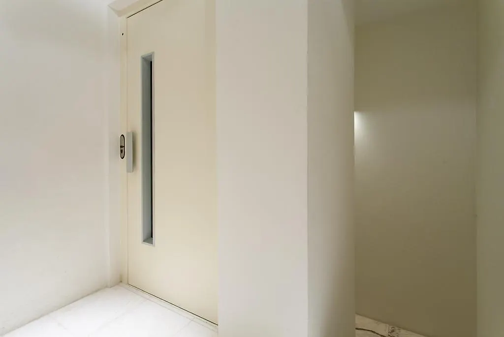 Joivy Joyful 2Br Apt With Terrace Nearby Sao Bento Palace Lisboa 0*,