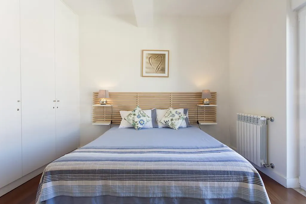 Appartement Joivy Joyful 2Br Apt With Terrace Nearby Sao Bento Palace Lisboa