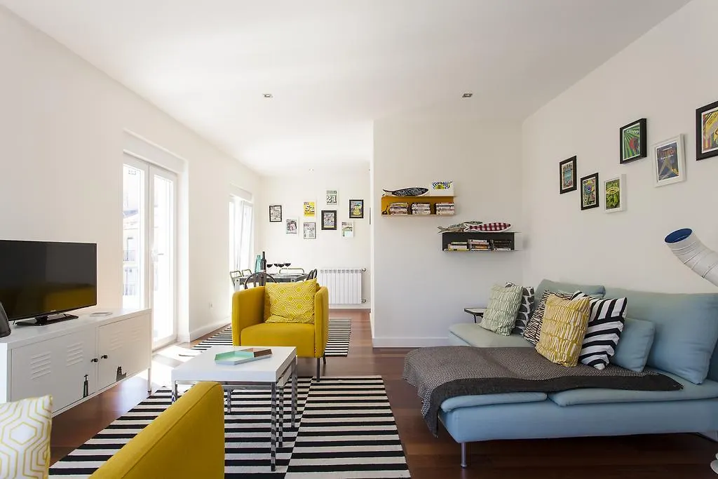 Joivy Joyful 2Br Apt With Terrace Nearby Sao Bento Palace Lisboa